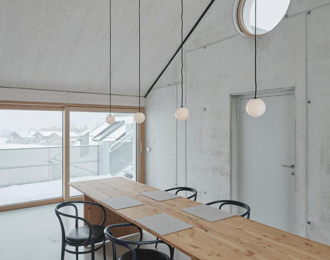Urban Alpine Penthouse With Lake View Маурах Екстериор снимка